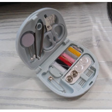 Mini Travel Sewing Kit DIY Sewing Portable Sewing Tool Kits Plastic Sewing Kit Box Beginner Friendly Emergency Sewing Repair Kit with Threads Scissors Hand Sewing Needles